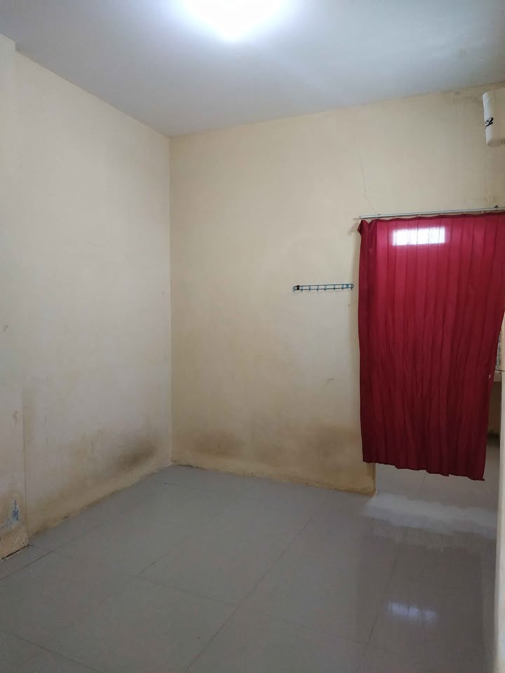 Kamar 1